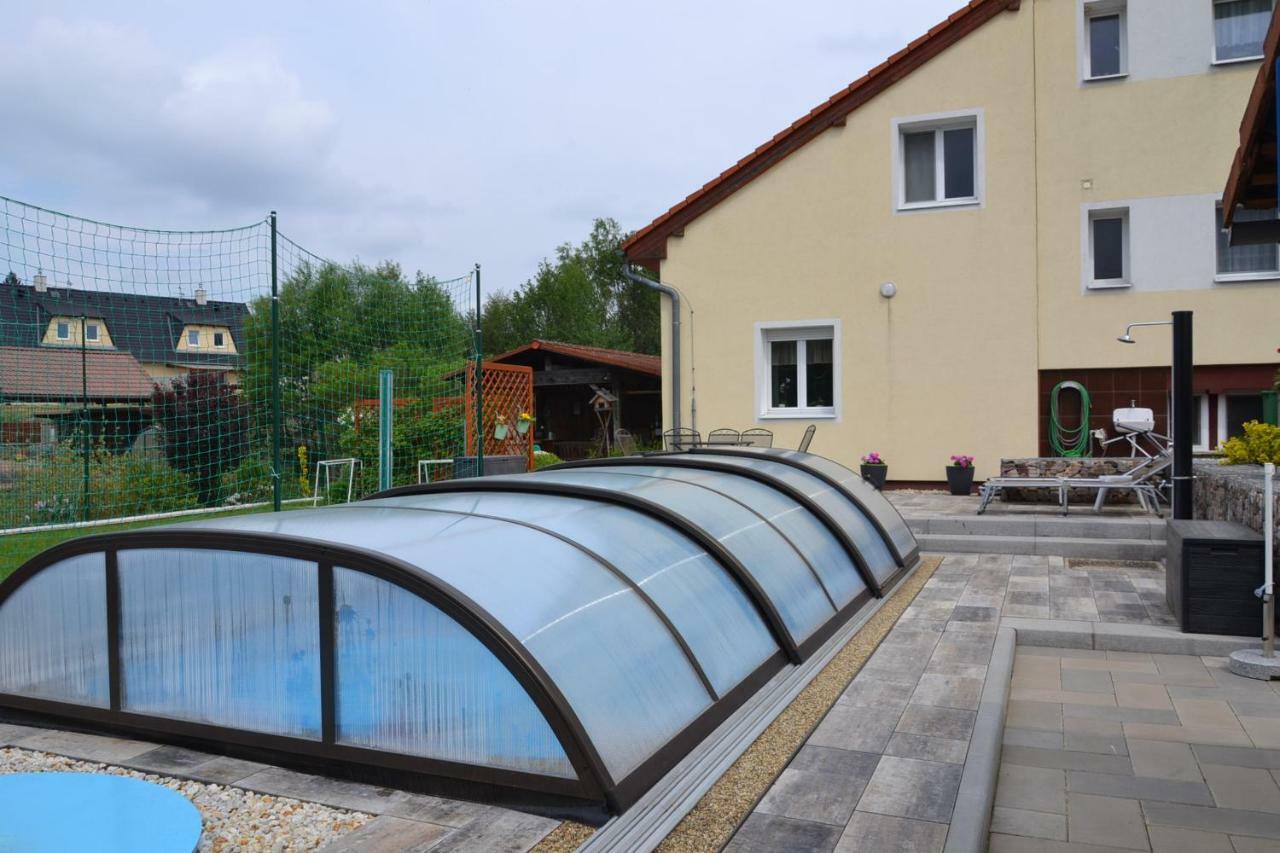 Apartman U Potoka Sadov Dış mekan fotoğraf
