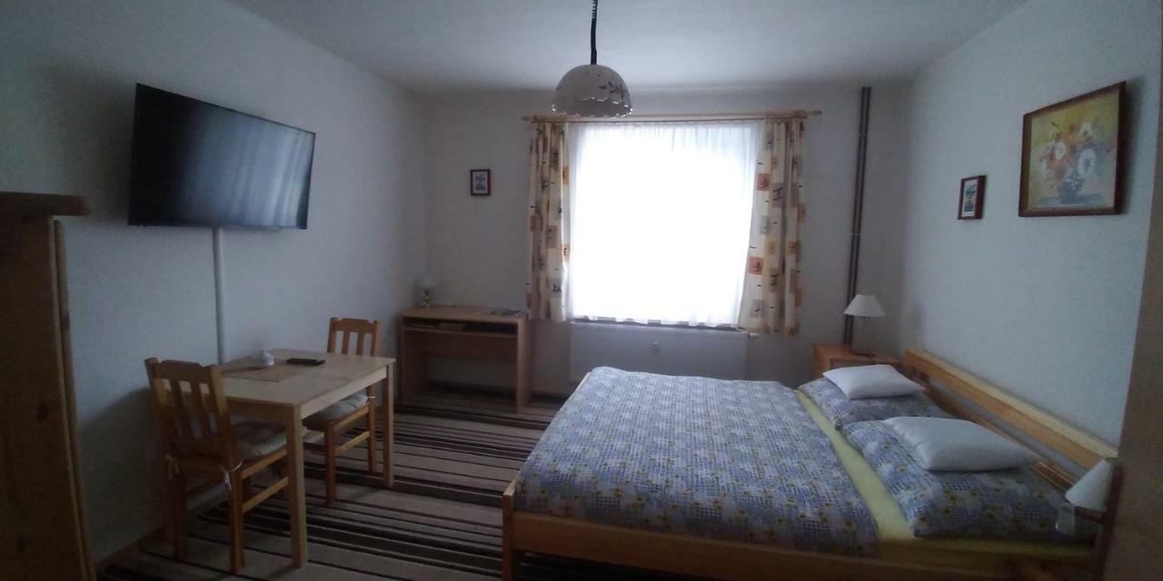 Apartman U Potoka Sadov Dış mekan fotoğraf